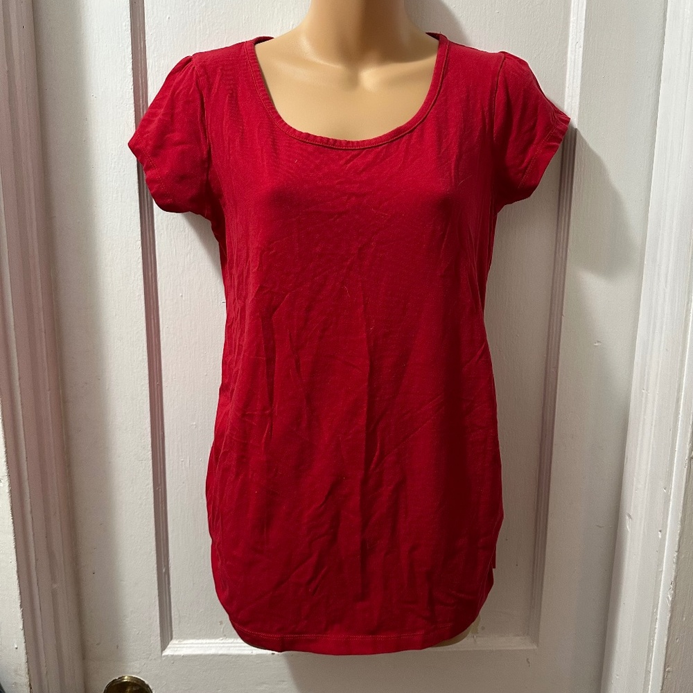 Planet Motherhood Red Short Sleeve Maternity Top in M
